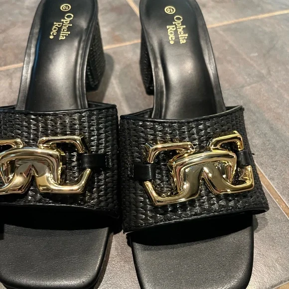 Black and Gold Women's Sandals - Picture 4 of 6